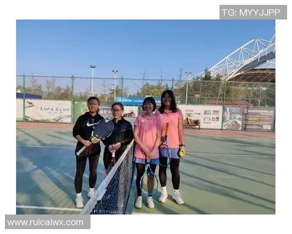 赛后分析：上海网球队与重庆网球队在比赛中的意识对比与启示